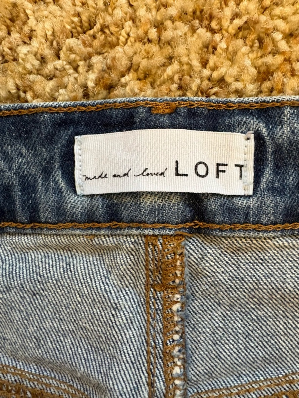 LOFT Women’s Blue Jeans - Picture 4 of 6